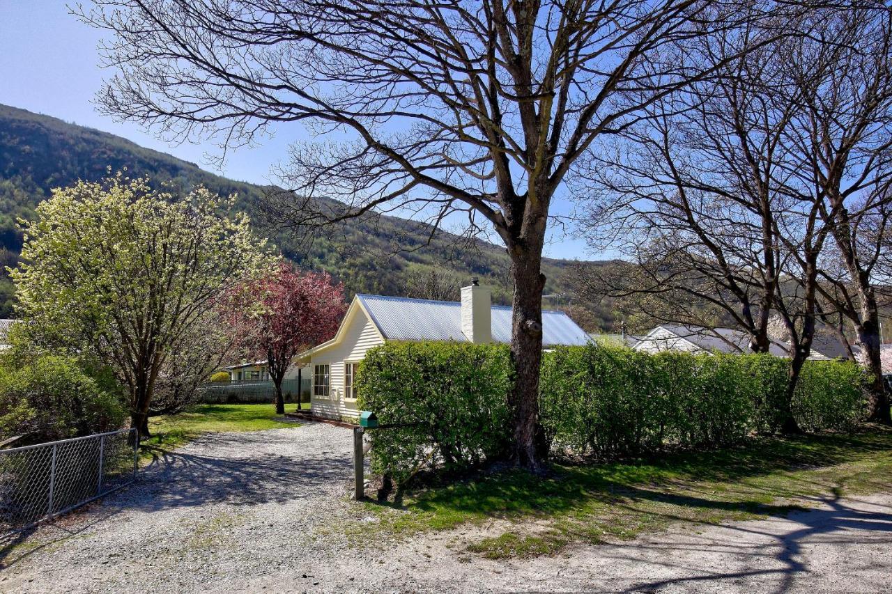 Aberdeen Cottage - Nestled In The Heart Of Arrowtown - New! Екстер'єр фото